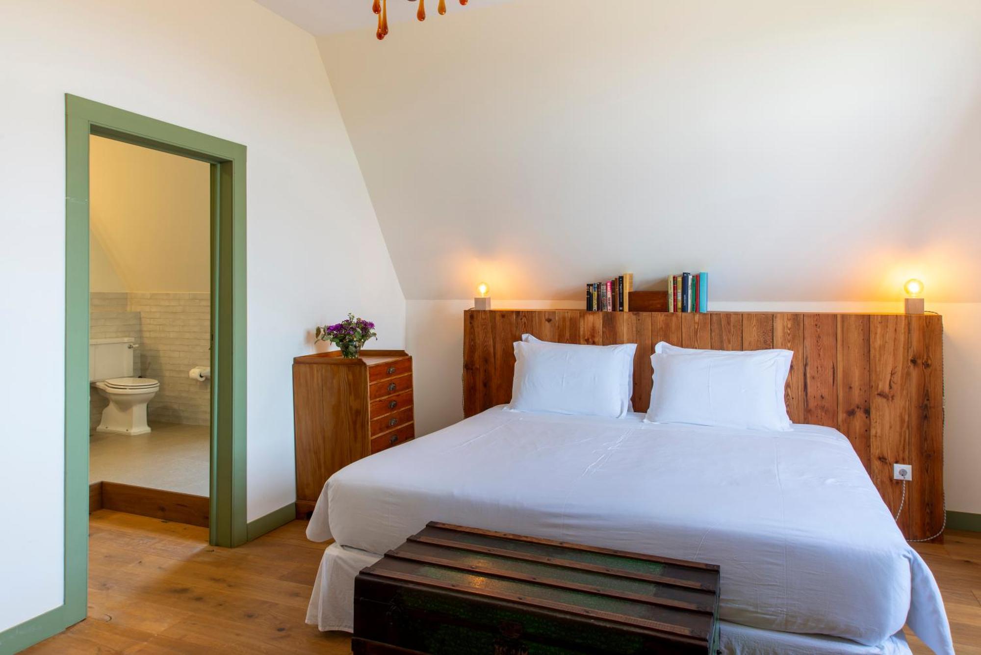 Ficalho Guest house *